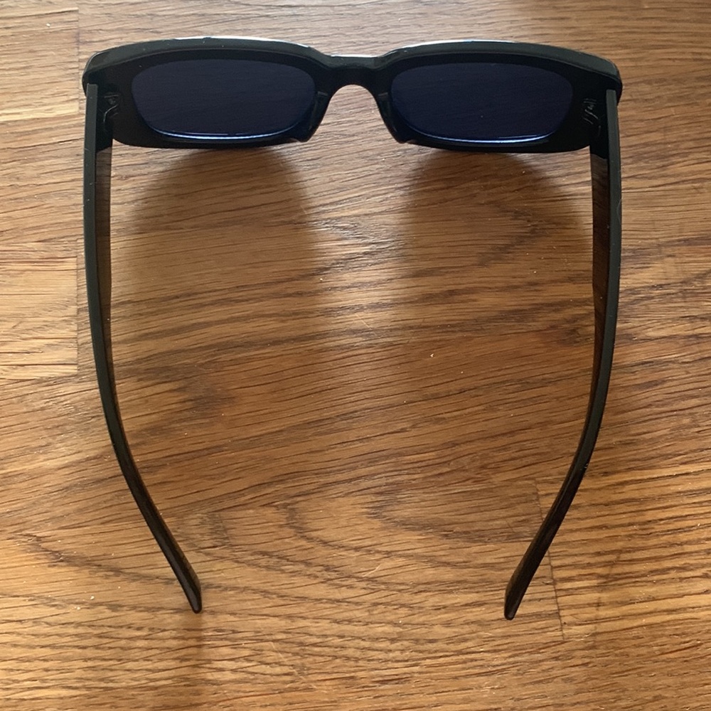 Adorable Rectangular Sunglasses 🕶 - Picture 3 of 4